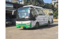 西双版纳昆曼运输有限责任公司  厦门金旅 核载38人豪华大巴车 电话：电话：18908817978